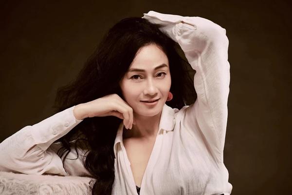 Quách Thu Phương: Mẹ tôi khóc bảo con đừng nhận vai thế này-2