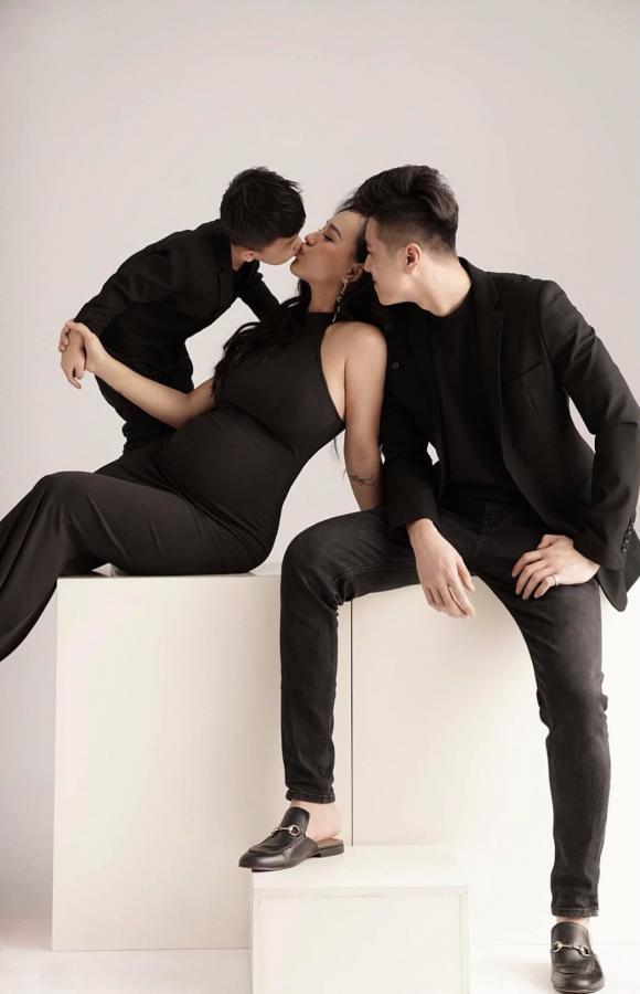 Nữ DJ sinh con cho chồng mới, phản ứng con riêng gây sốt-11