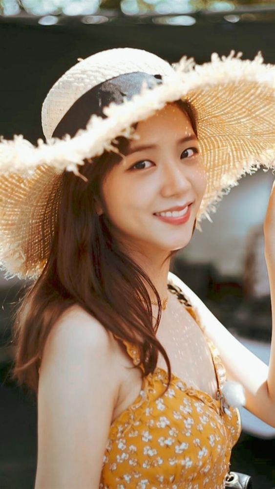 Tử vi thứ Ba 19/10/2021 của 12 con giáp: Mùi kiếm được khoản tốt-4