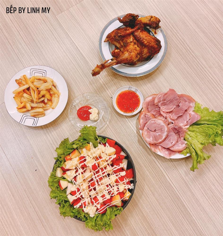 Bận sấp mặt, cựu hot girl trường báo vẫn mê nấu ăn không thể bỏ-6