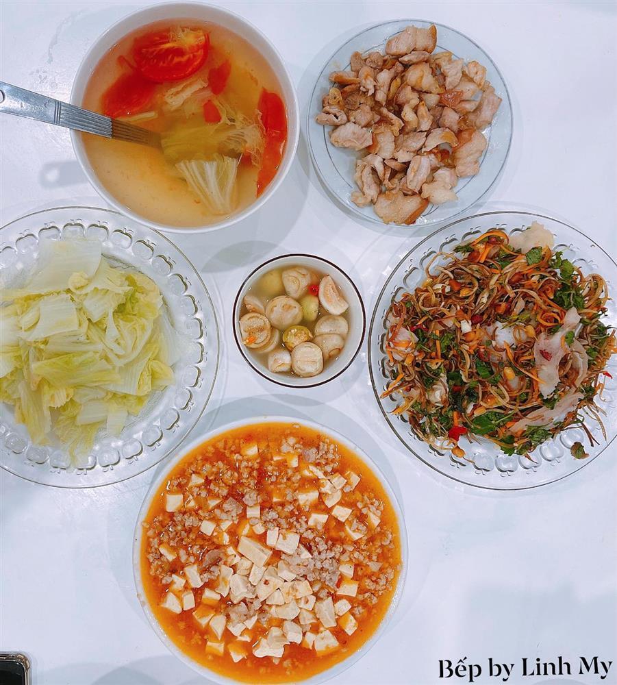 Bận sấp mặt, cựu hot girl trường báo vẫn mê nấu ăn không thể bỏ-10