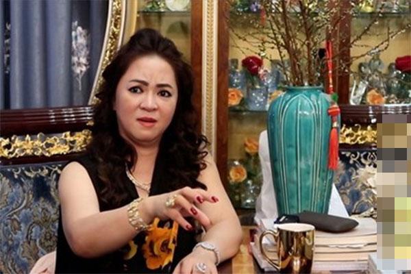 Dâu thứ bà Hằng chăm sống ảo, ăn chơi chả kém mẹ chồng-8