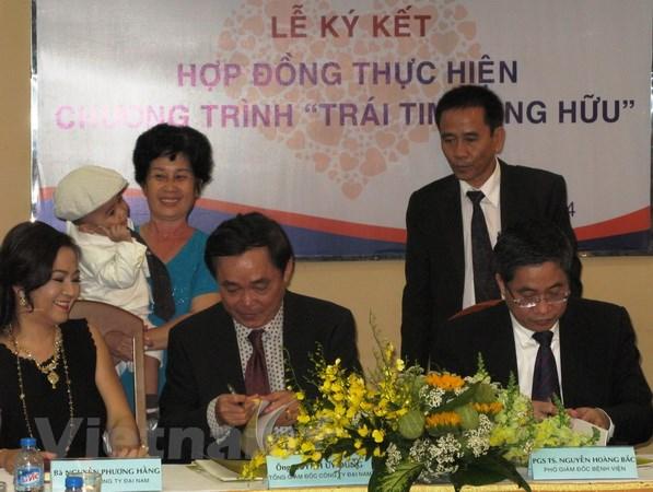 Bà Phương Hằng đeo túi Hermès bạch tạng bản hiếm từ thời ô kìa-1