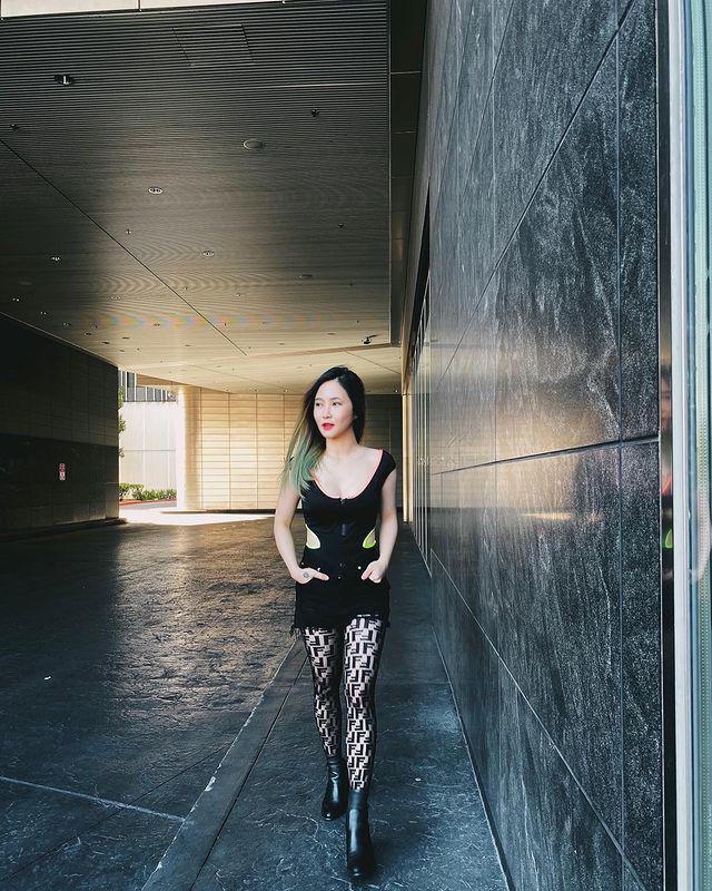 Đụng quần tất 6 triệu: Hương Tràm lùn 1 mẩu - Tóc Tiên chất ngất-1