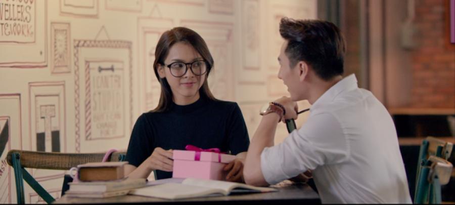 4 bí quyết để phụ nữ hạnh phúc khi nhận quà 20/10-2