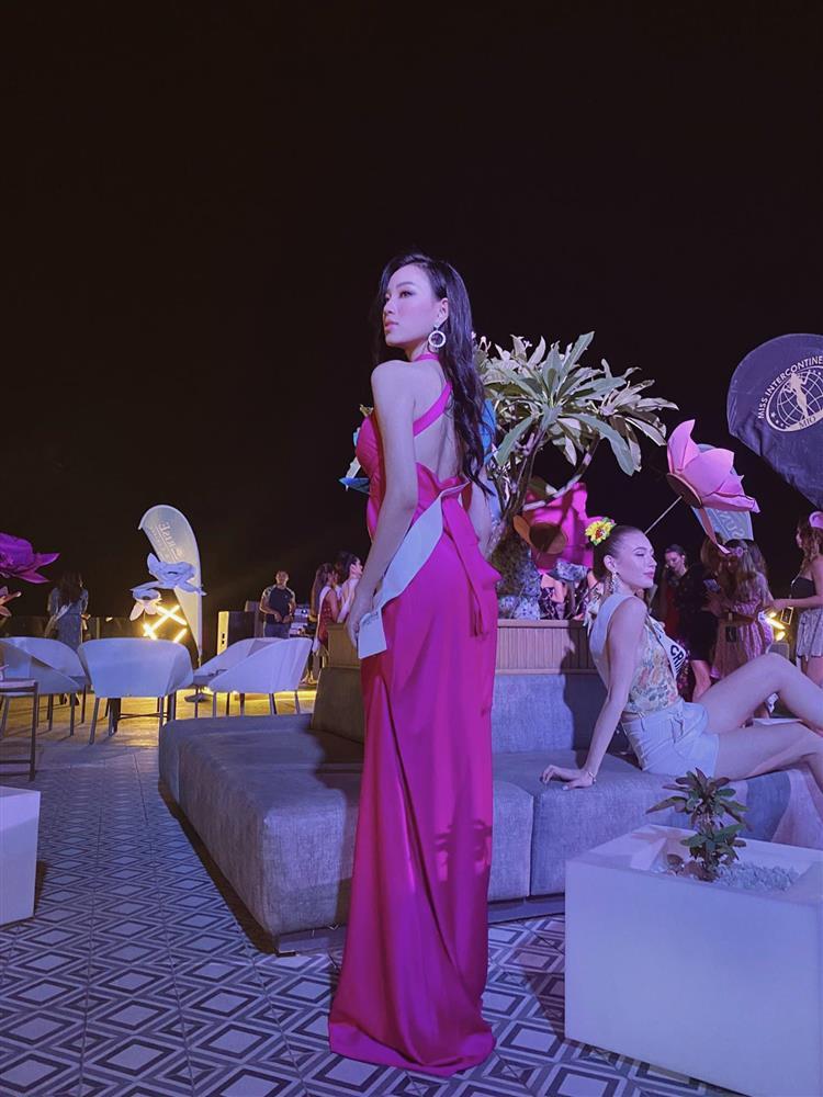 Mua bikini hàng chợ, Ái Nhi bất lợi tại Miss Intercontinental 2021-8