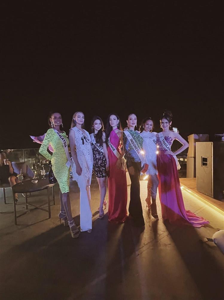 Mua bikini hàng chợ, Ái Nhi bất lợi tại Miss Intercontinental 2021-7