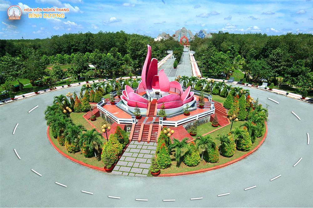 Cận cảnh nơi an táng vợ cũ ông Dũng Lò Vôi-2