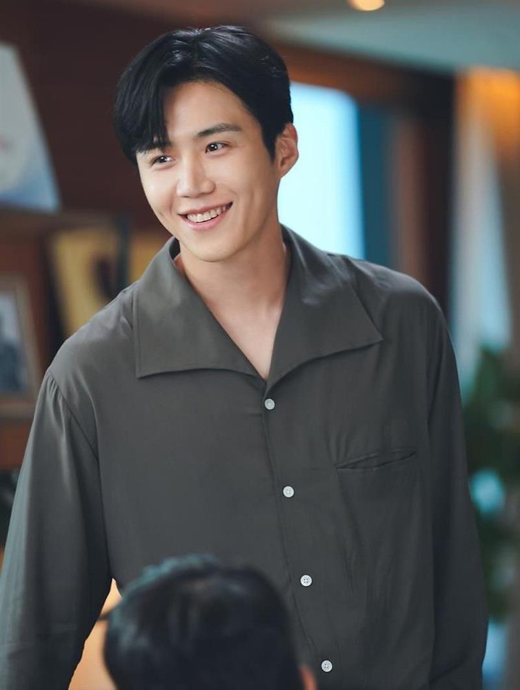 Quá khứ trẩu tre của Kim Seon Ho - sao nam nghi ép bồ phá thai-10