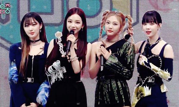 aespa hát live đỉnh, ITZY bị chê không có vocal đàng hoàng-3