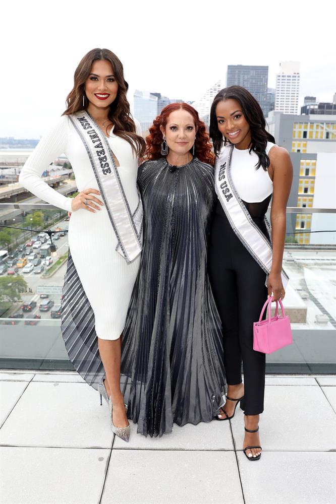 Body đô con nuốt mọi chị em của đương kim Hoa hậu Hoàn vũ-6