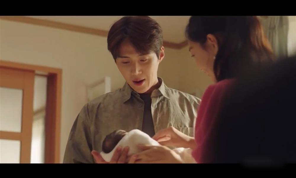 Kim Seon Ho lạnh lùng bỏ con ngoài đời nhưng lên phim lại diễn cực ngọt-6