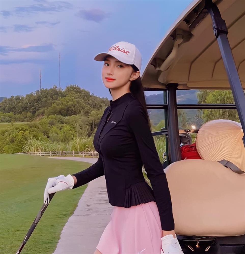 Hương Giang comeback sau 7 tháng ở ẩn, nhan sắc ra sao?-2