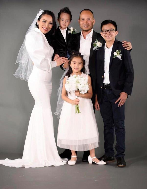 Bị bạn thân tiết lộ sắp ly hôn, ca sĩ Hồng Ngọc nói gì?-3