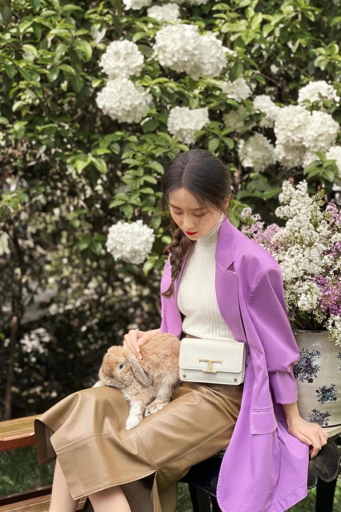 Mãn nhãn với style mùa thu lãng mạn của Lưu Thi Thi-1