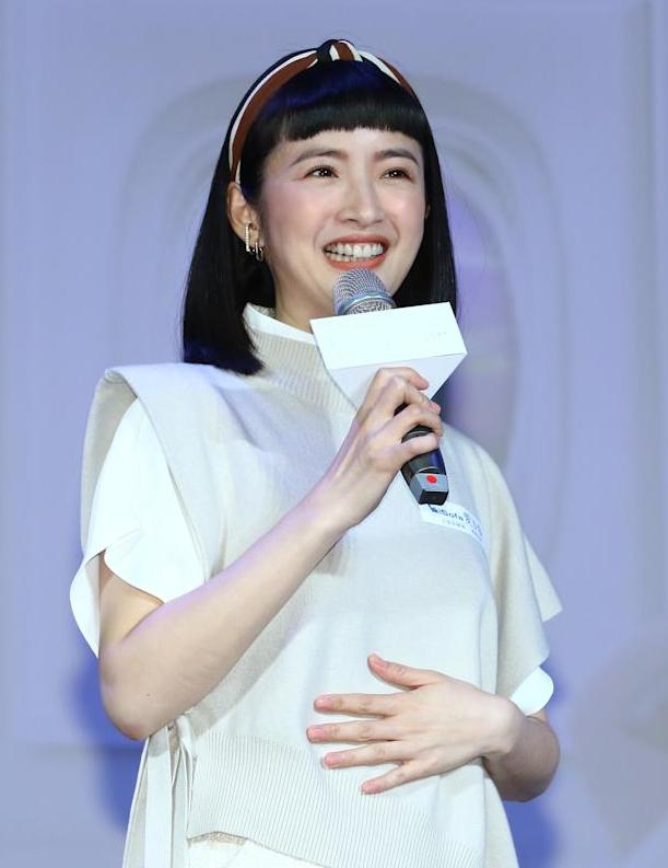 Lâm Y Thần sinh con đầu lòng sau 7 năm kết hôn-1