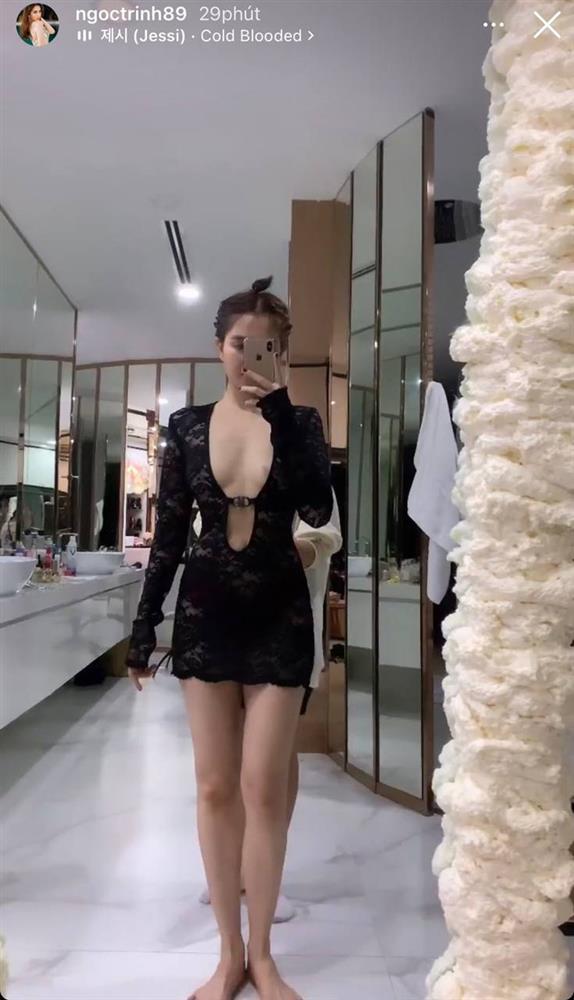 Ngọc Trinh mặc đầm xuyên thấu, hở toang hoác sau khi giảm cân-1