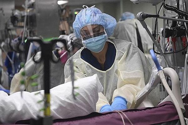 Người nhiễm Covid-19 ở Mỹ tử vong sau khi bị 40 bệnh viện từ chối-1