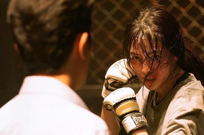 Han So Hee nói về cảnh giường chiếu với Ahn Bo Hyun-2