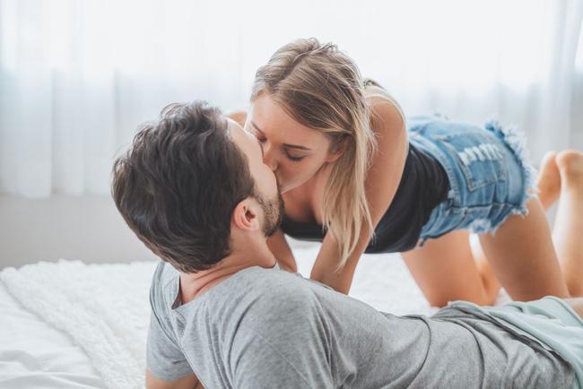 Kỹ thuật kiss siêu đẳng bậc thầy phòng the chưa chắc đã biết-4