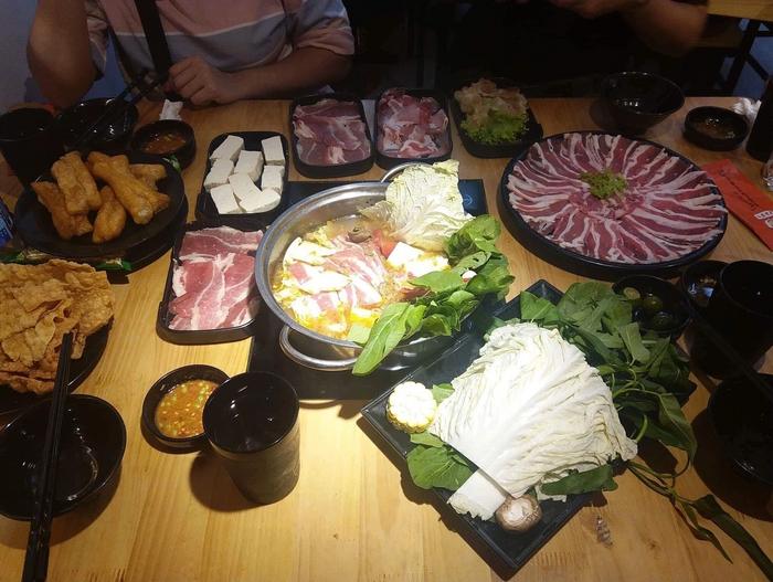 Hẹn hò chỗ sang chảnh, thanh niên vờ đi toilet rồi chuồn lẹ-2