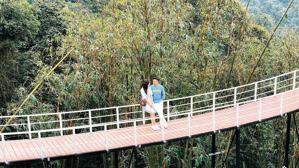 Hôn nhân hot boy cảnh sát và top 10 Hoa Hậu Việt Nam-9