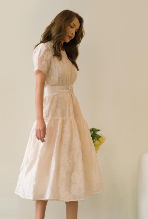 Ba kiểu đồ giúp che bụng mỡ-4