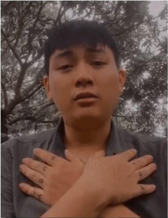 Xuất hiện clip Hoài Lâm nức nở, hành động khó hiểu-1