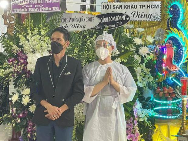 Dàn sao Viết đến viếng tang lễ đạo diễn Trần Cảnh Đôn-2