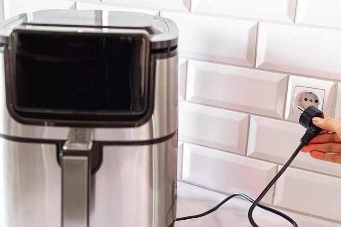 Bạn đã biết làm sạch nồi chiên không dầu đúng cách chưa?-3