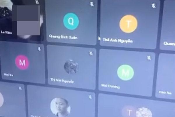 Học online quên tắt mic, trò nói một câu cô giáo sốc-1