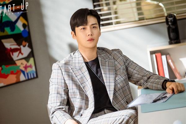 Cô gái khiến Kim Seon Ho mất hết sự nghiệp ở tuổi 35-2