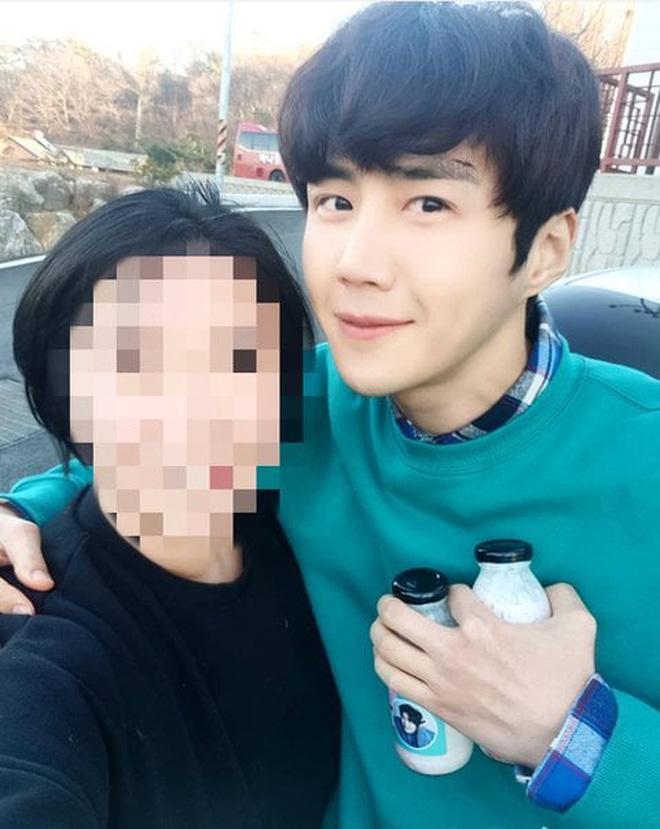 Kim Seon Ho bị bạn cũ vạch trần quá khứ bay lắc, lăng nhăng và cục súc-3