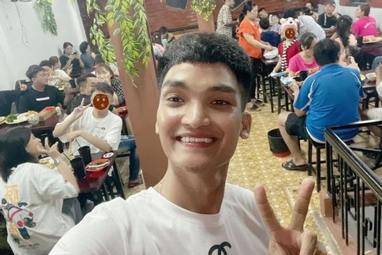 Quán ăn của 1 sao nam Vbiz bị trộm đột nhập lúc nửa đêm, xem camera mà rùng mình vì độ liều lĩnh của kẻ xấu