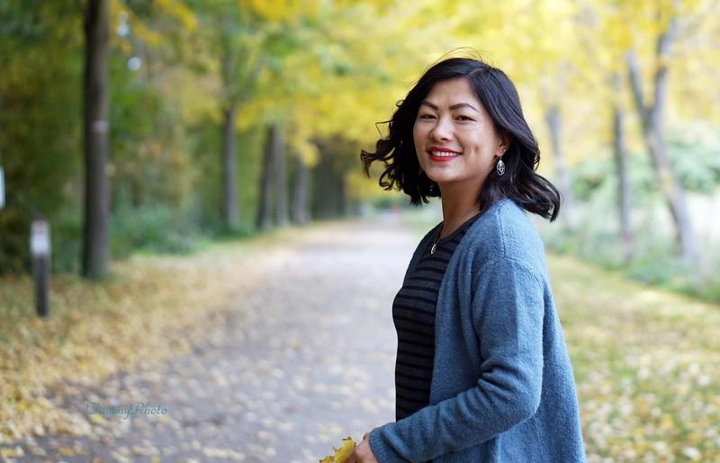 Clip: 2 con trai của cô bé Hmong nói tiếng Việt cưng xỉu-3