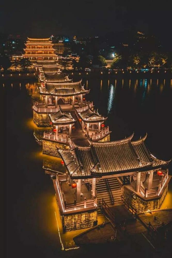Vẻ đẹp cây cầu nổi tiếng trong lịch sử cổ đại Trung Quốc-5