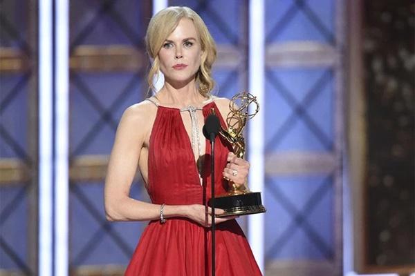 2 con nuôi bí ẩn của Tom Cruise-14