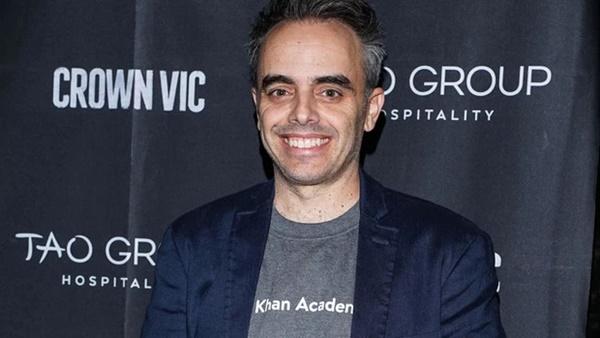 Chú ruột Alec Baldwin lao đao vì bắn chết người, Hailey hẹn hò tranh cãi-10