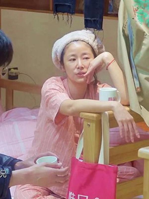 Loạt mỹ nhân Cbiz bị dìm thấy thương khi thiếu bóng photoshop-6