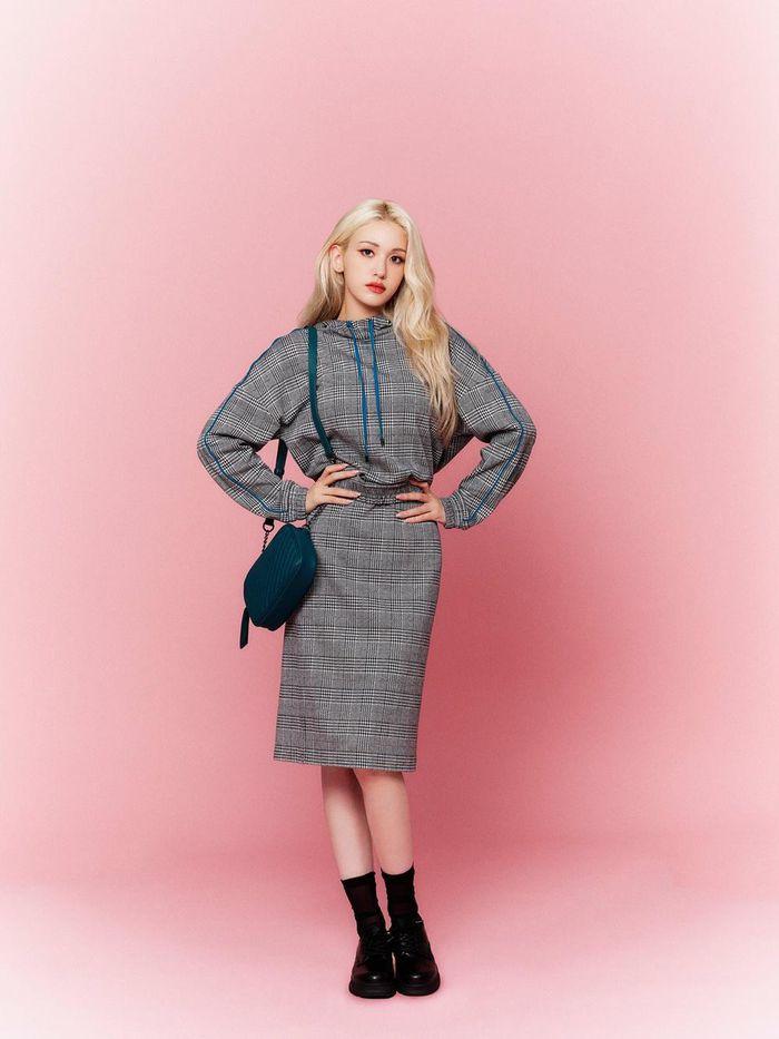 Jeon Somi diện đồ mùa đông đẹp tựa búp bê Barbie-7