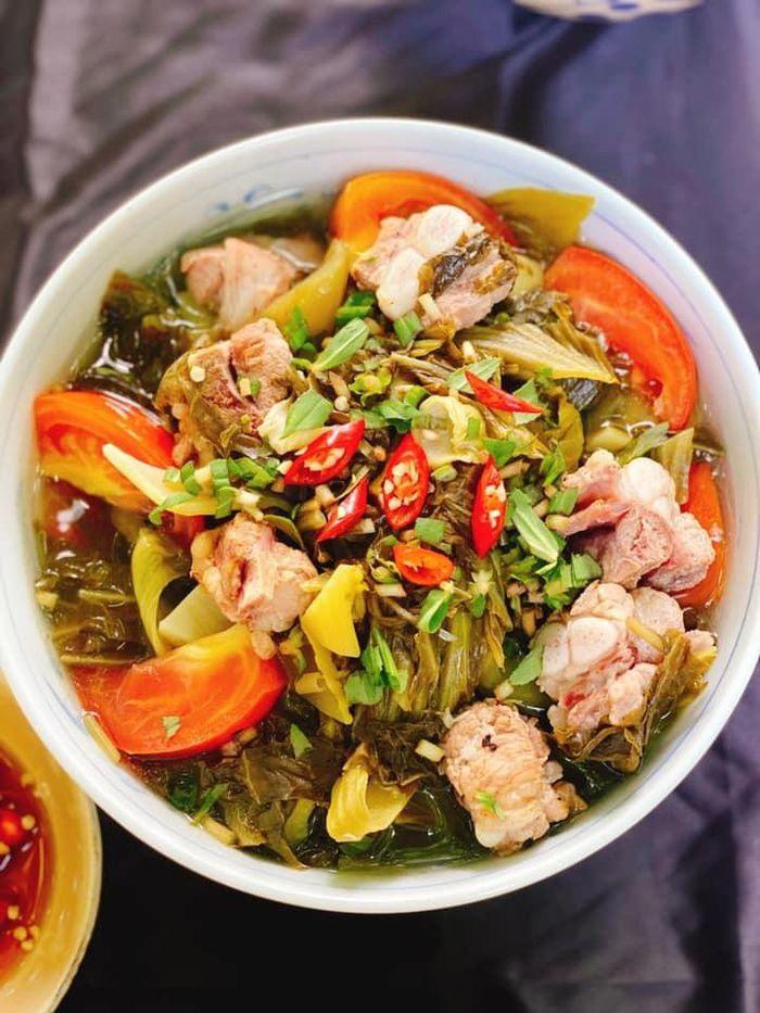 Phát thèm mâm cơm đậm chất miền Tây của gái đảm 9X-9