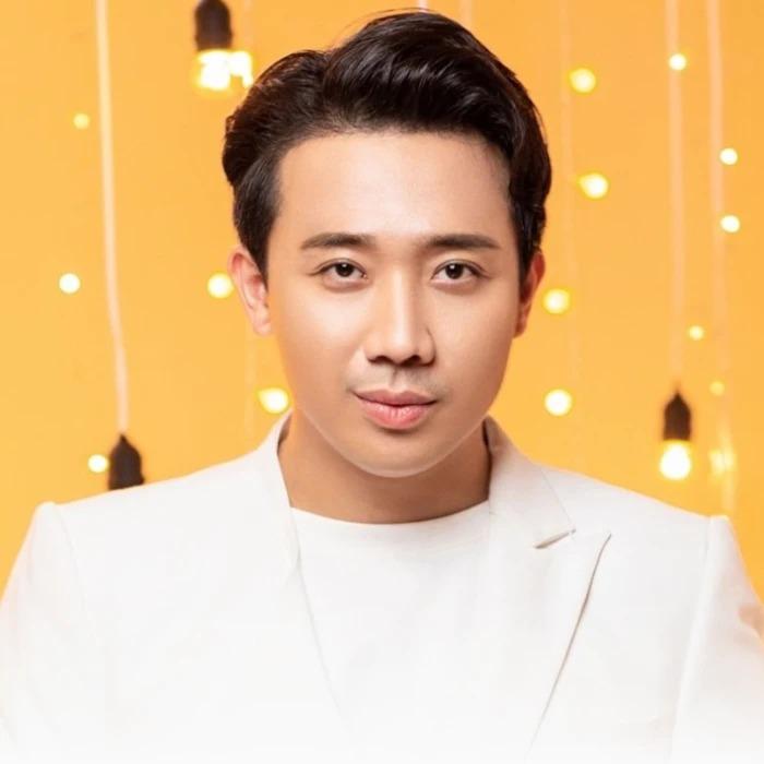 Trấn Thành - Hari Won mua xe tiền tỷ tặng bố mẹ sau ồn ào từ thiện-4