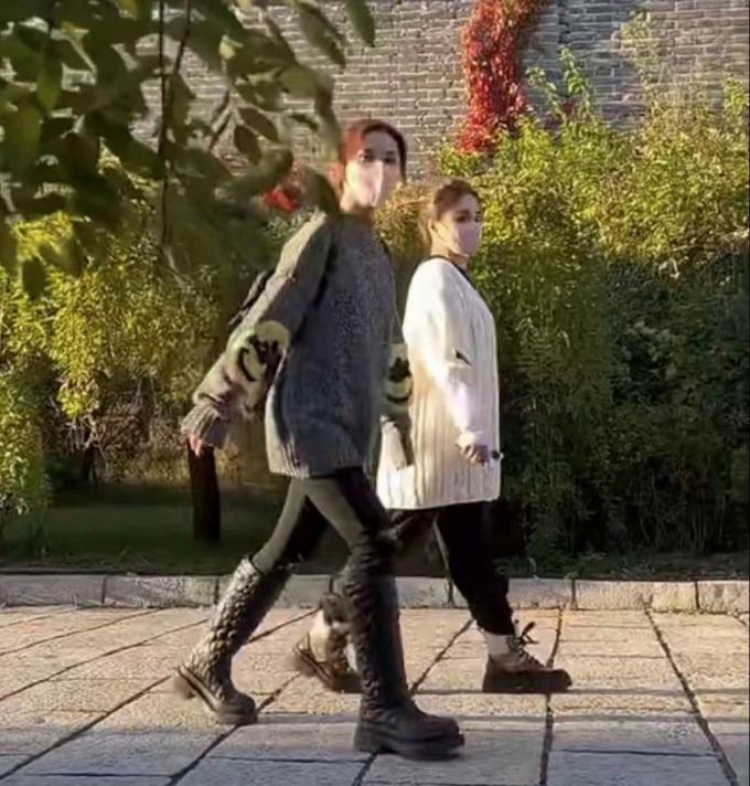 Chung Hân Đồng phát tướng như bầu 9 tháng-1