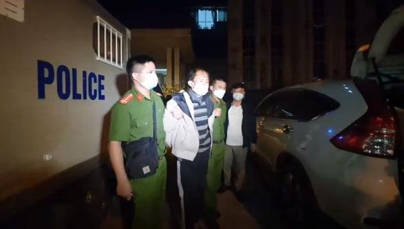 Clip: Bắt và di lý nghi phạm thảm sát gia đình ở Bắc Giang-2