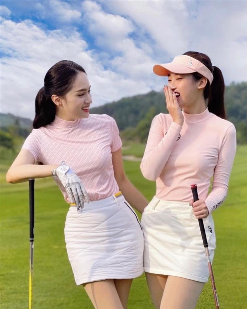 Đỗ Mỹ Linh out top nhà nghèo, hết chơi golf lại dát túi bạc tỷ-6