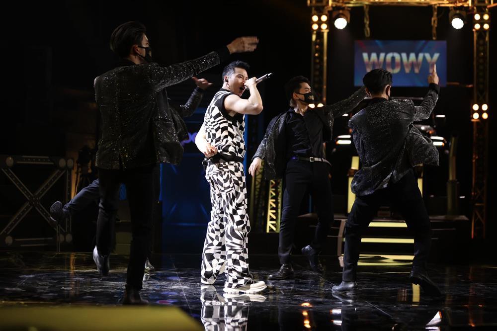 Karik ở Rap Việt chanh sả, tới Running Man bị xé đồ tả tơi-5