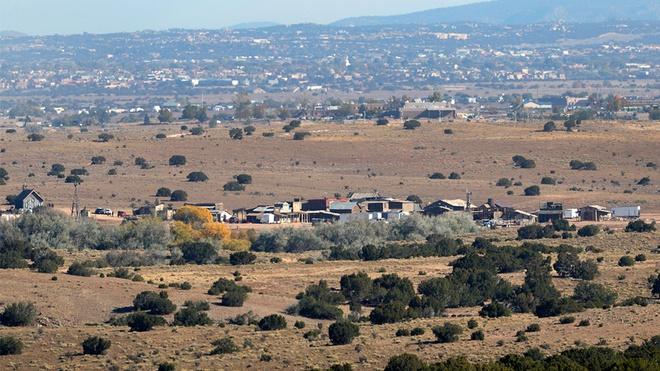 Tình tiết mới trong vụ Alec Baldwin bắn chết người-1