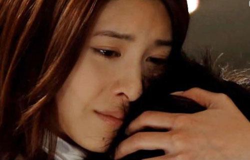 Gào khóc xin chồng về đưa con đi viện lại bị mạt sát ngu như lợn-2