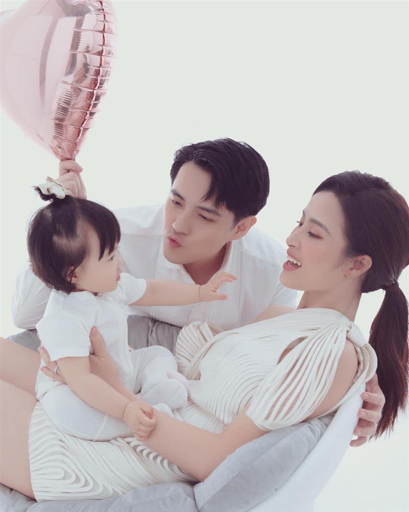 Đông Nhi định giật spotlight của bé Winnie nhưng thất bại-2