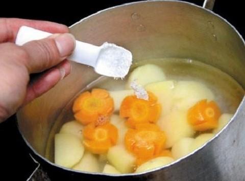 4 sai lầm chết người khi ăn mì chính nhiều người không biết-2